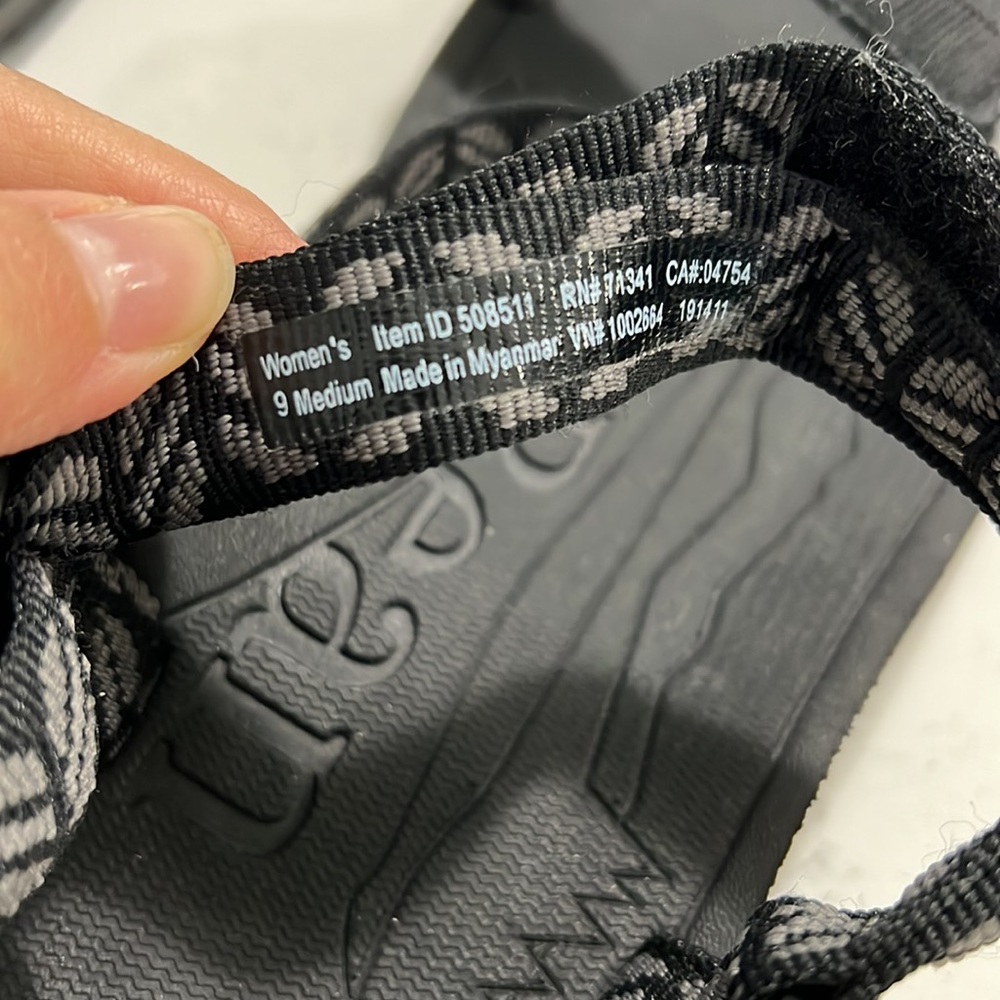LL Bean Katahdin 4-Point Sandals - Picture 6 of 6